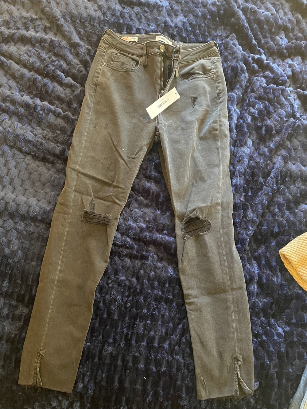 Vigoss Black Distressed Skinny Jeans with Knee Rips